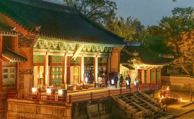 Gyeongbokgung Starlight Tour 2026: Dates, Programs and Visitor Guide